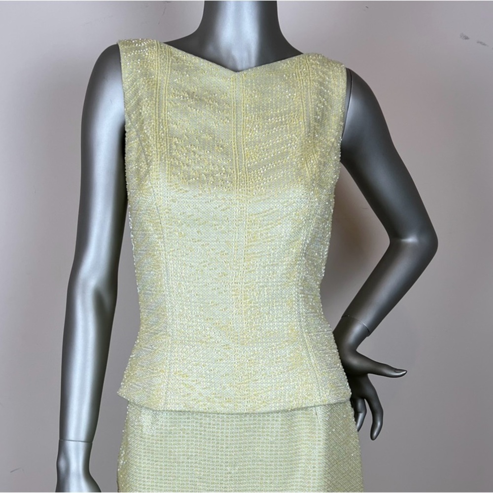 Carmen Marc Valvo SIGNATURE hand beaded celery green sleeveless evening top sz 6